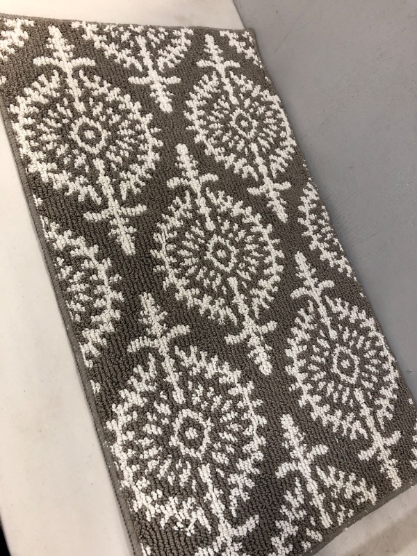 Photo 1 of 1'8"X2'10" Paisley Tufted Accent Rugs Gray - Threshold 



