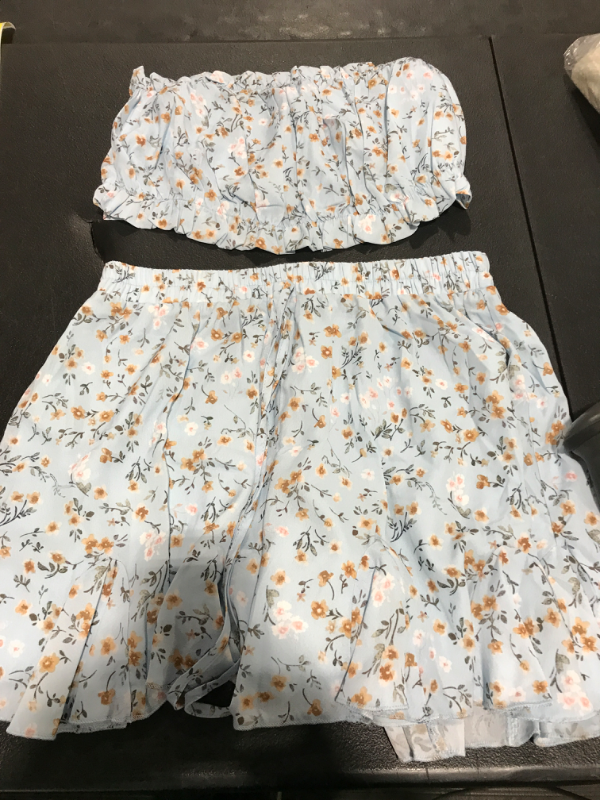 Photo 1 of 2 Piece Floral Baby Blue Shirt and Crop Top Outfit Size M