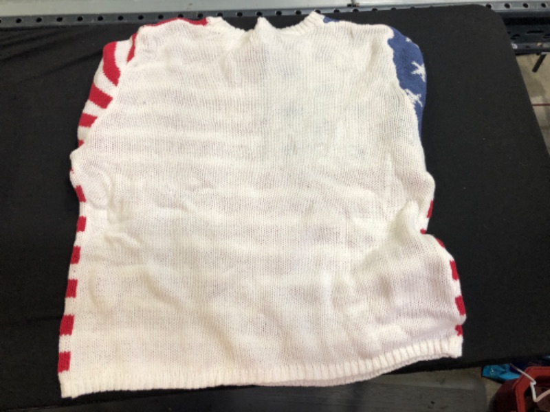 Photo 2 of AMERICAN FLAG LONG SLEEVE----SIZE XL---USED