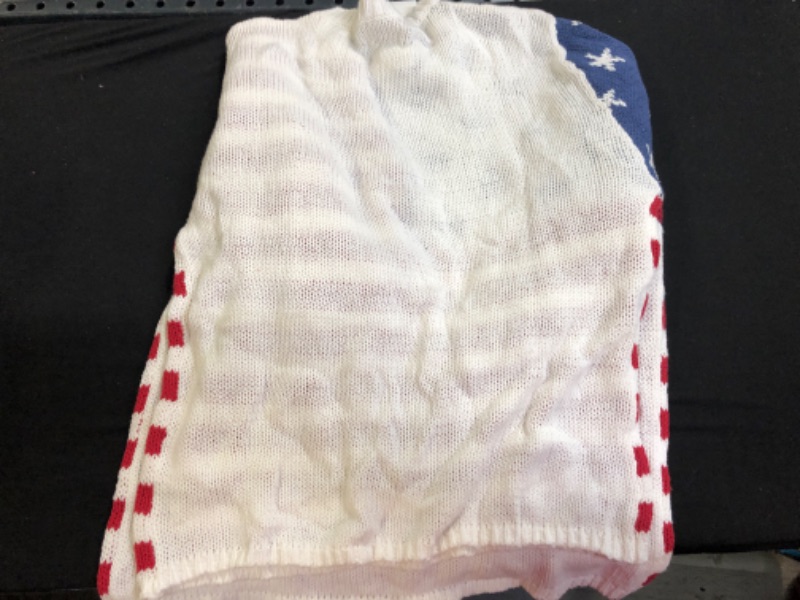 Photo 2 of AMERICAN FLAG SWEATER---SIZE M---USED