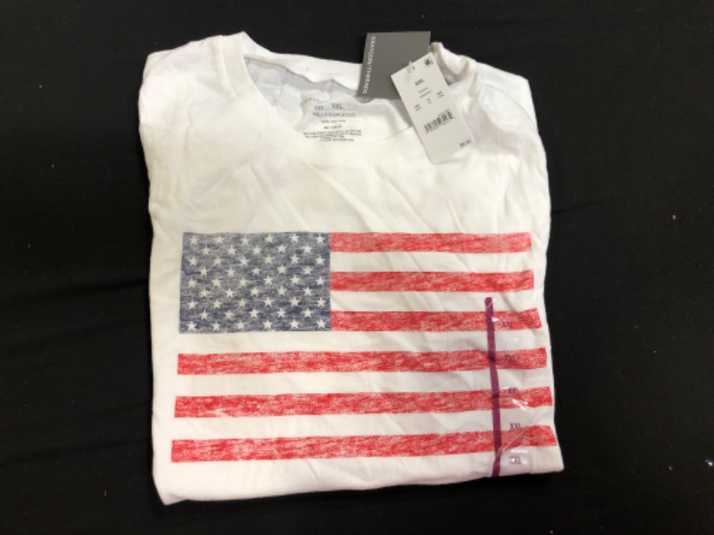 Photo 1 of AMERICAN FLAG T-SHIRT---SIZE XXL