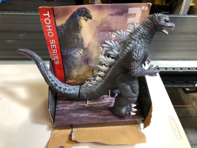 Photo 2 of Classic Godzilla 11" Action Figure
