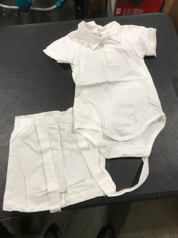 Photo 1 of Baby outfit. unknown size.