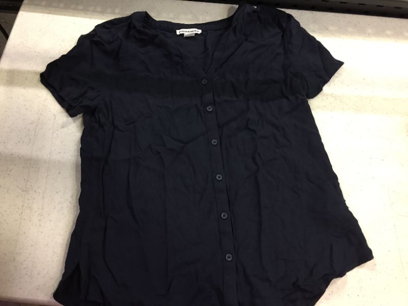 Photo 2 of Amazon Essentials Women's Short-Sleeve Woven Blouse---size XS