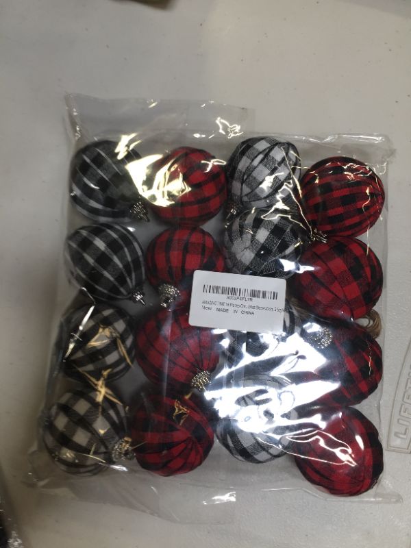 Photo 1 of 16 PIECES CHRISTMAS PLAID DECORATION 2 STYLES