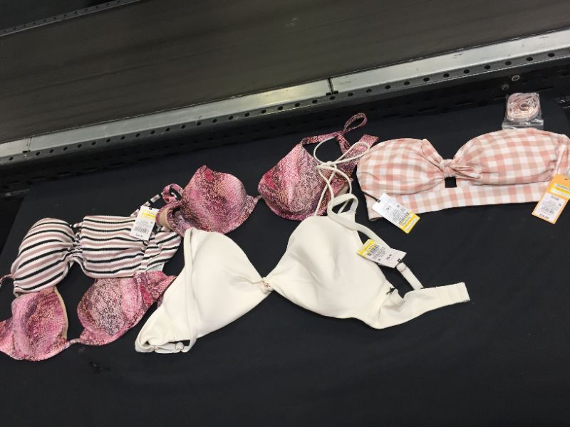 Photo 1 of SIZES FROM LEFT TO RIGHT 2 PAIRS OF 36C, 2 PAIRS OF 38DD, 1 PAIR OF D/DD