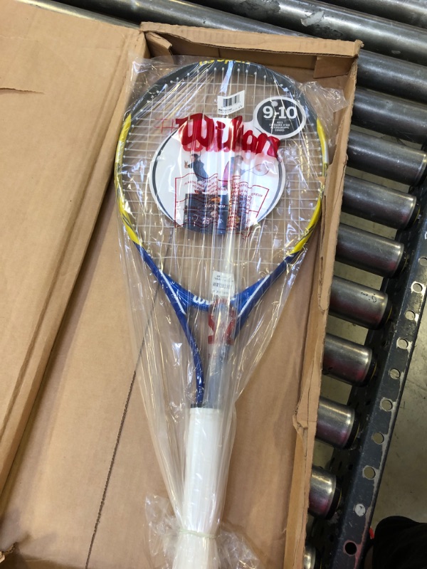 Photo 2 of Wilson US Open 25 Junior Tennis Racquet