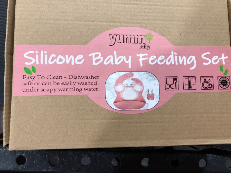 Photo 2 of YUMM SILICONE BABY FEEDING SET- CRAB-PINK