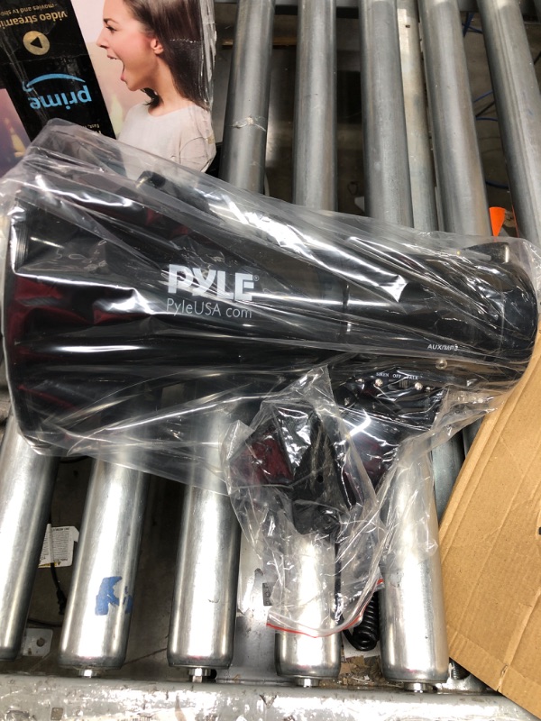 Photo 3 of Pyle Megaphone Speaker PA Bullhorn with Built-in Siren 50 Watts & Adjustable Volume Control Ideal for Football, Baseball, Hockey, Cheerleading Fans & Coaches or for Safety Drills - PMP53IN