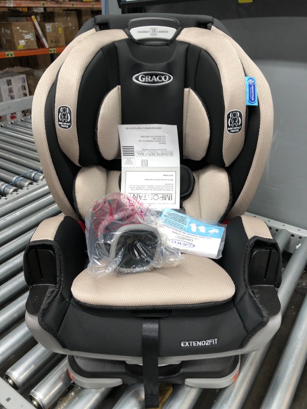 Photo 2 of Graco - Extend2Fit 3-in-1 Car Seat - Stocklyn