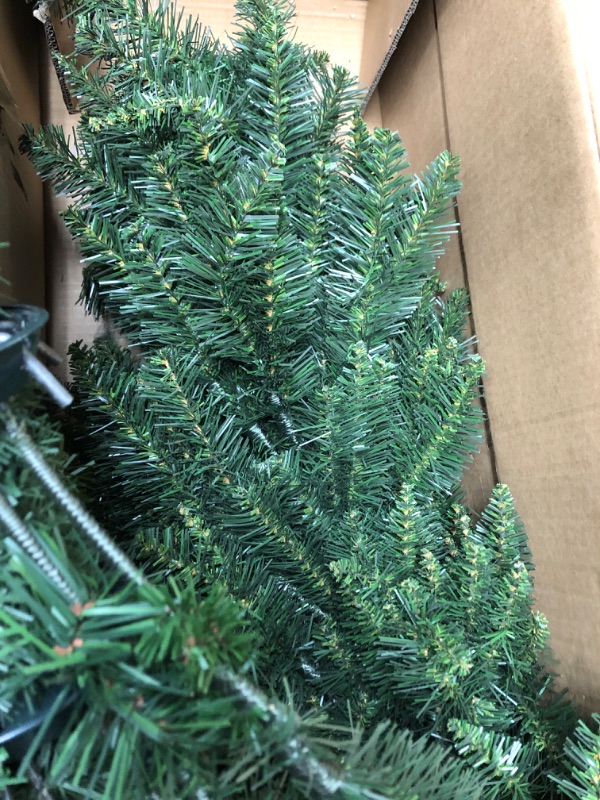 Photo 1 of *INCOMPLETE BOX 3 OF 3* Vickerman 12Ft. Green 5128 Tips Christmas Tree