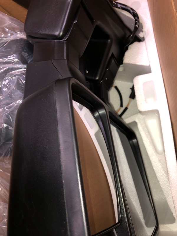 Photo 3 of YITAMOTOR Towing Mirrors Compatible for 99-07 Ford F250/F350/F450/F550 Super Duty, 01-05 Excursion Pair Set Extendable Smoke Power Heated with Signal Light Side Mirrors Smoke Turn Signal 1999-2007 Ford Super Duty
