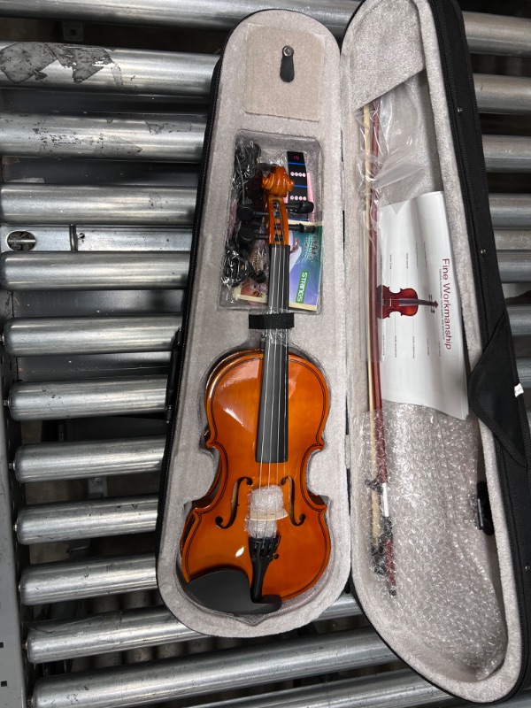 Photo 2 of Bellafina Sonata Violin Outfit 3/4 Size