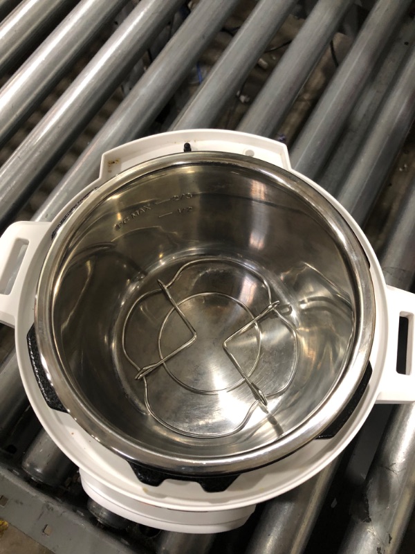 Photo 1 of Star Wars Instant Pot Duo Mini 3-quart Pressure Cooker, BB-8 120V
