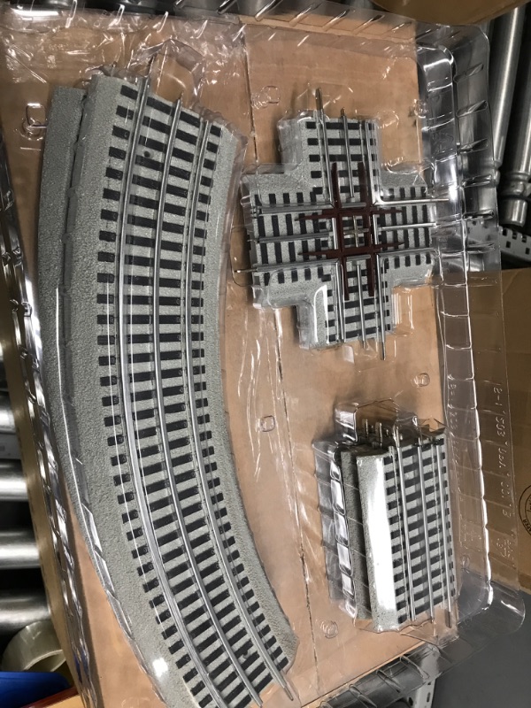 Photo 1 of Lionel FasTrack Figure-8 Add-On Track Pack, Electric O Gauge Figure-8 Add-on Track Pack Track
