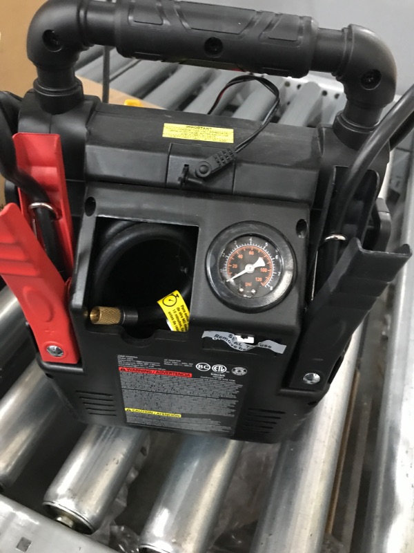 Photo 3 of STANLEY FATMAX J7CS Portable Power Station Jump Starter: 700 Peak/350 Instant Amps, 120 PSI Air Compressor, 3.1A USB Ports, Battery Clamps