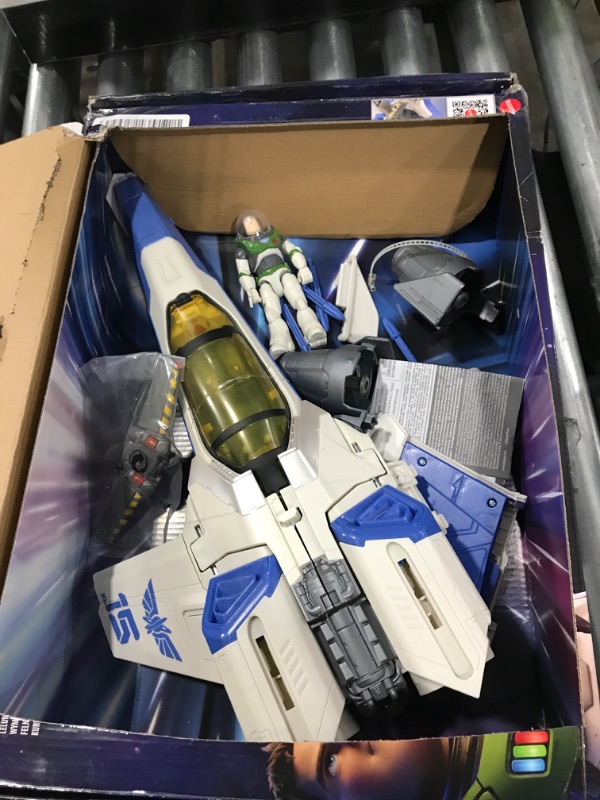 Photo 2 of Disney and Pixar Lightyear Toys, XL-15 Spaceship Vehicle with Buzz Lightyear Action Figure and Projectiles, Blast and Battle Pack????
