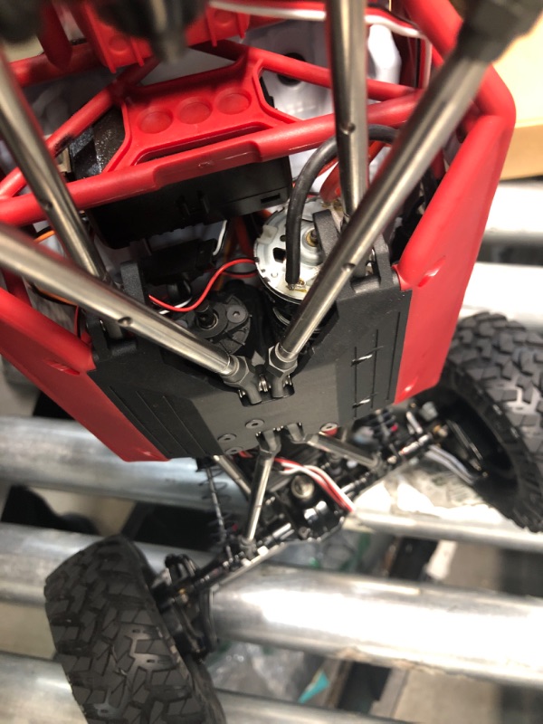 Photo 8 of Axial RC Truck 1/10 Capra 1.9 4WS Unlimited Trail Buggy RTR (Batteries and Charger Not Included), Red, AXI03022T1