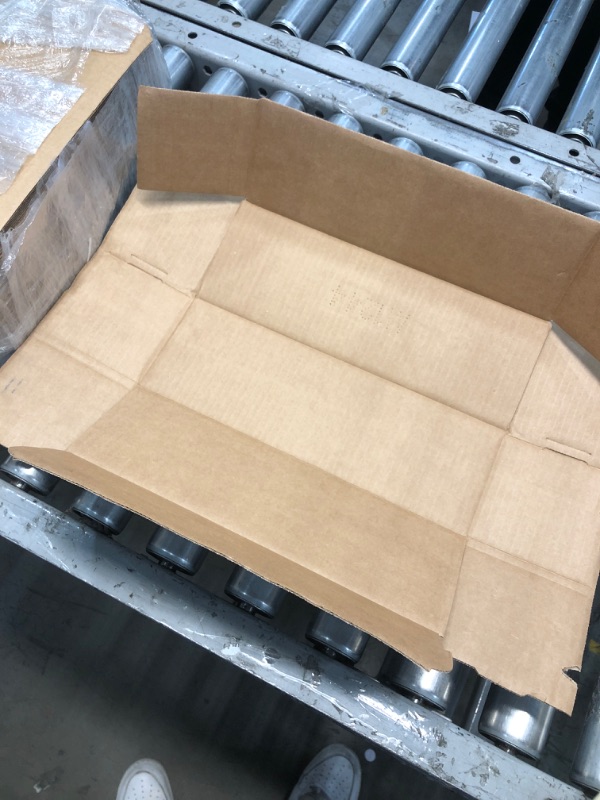 Photo 1 of 4" x 1' 4" white boxes  50 pck