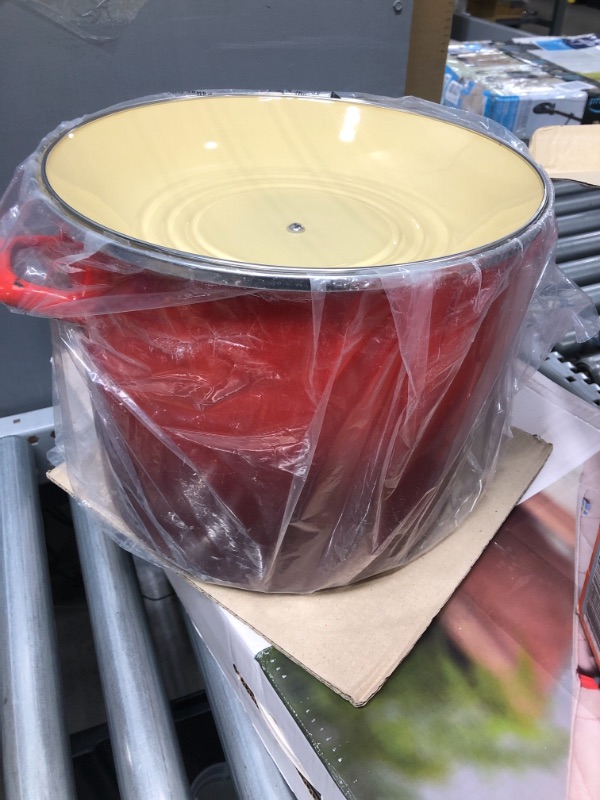 Photo 1 of Le Creuset 16-Qt. Stockpot
