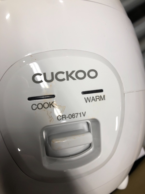 Photo 5 of *** TESTED** Cuckoo Non-Stick Rice Cooker, One Size , White
