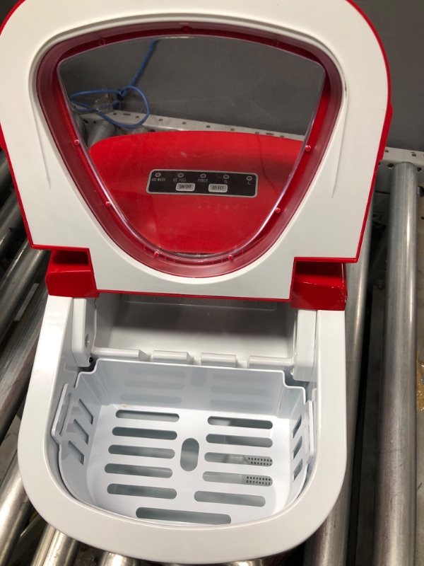 Photo 2 of *** TESTED*** Frigidaire EFIC108-RED Compact Ice Maker (Red)
