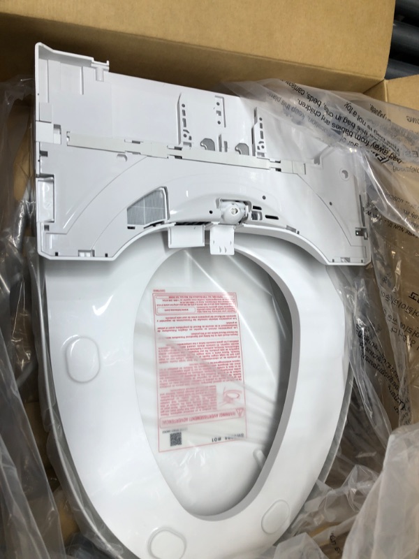 Photo 2 of *** TESTED*** TOTO SW3084#01 WASHLET C5 Electronic Bidet Toilet Seat with PREMIST and EWATER+ Wand Cleaning, Elongated, Cotton White C5 Elongated Cotton White