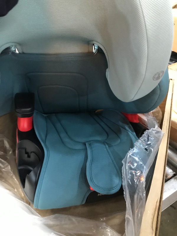 Photo 2 of Britax Highpoint Backless Belt-Positioning Booster Seat, SafeWash Green Ombre