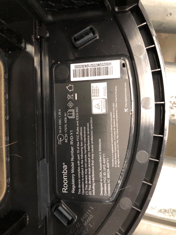 Photo 6 of *nonfunctional* iRobot® Roomba® i1+ (1552) Wi-Fi Connected Self-Emptying Robot Vacuum, Ideal for Pet Hair, Carpets
