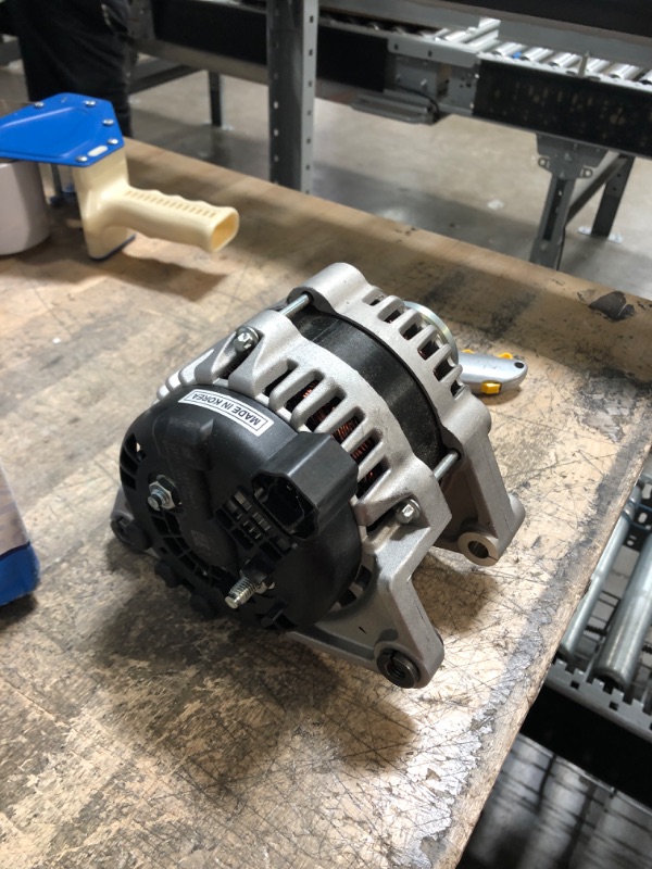 Photo 2 of 2015 Chevy Sonic ACDelco Alternator, GM Original Equipment Alternator 
