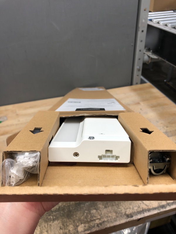 Photo 1 of Amazon Basics 3-Color Temperature Level and 3-Section Dimming LED Cabinet Light