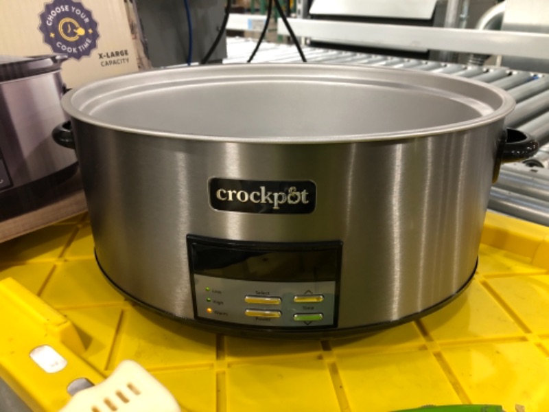 Photo 2 of Crock-Pot SCCPVFC800-DS 8-Quart Slow Cooker