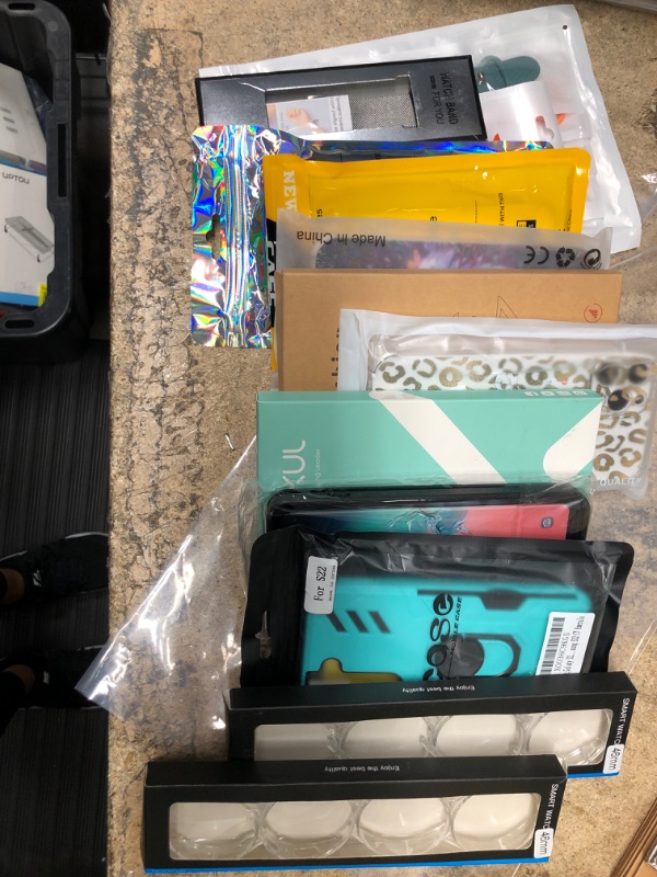 Photo 1 of 12 pack assorted phone case/accessory bundle