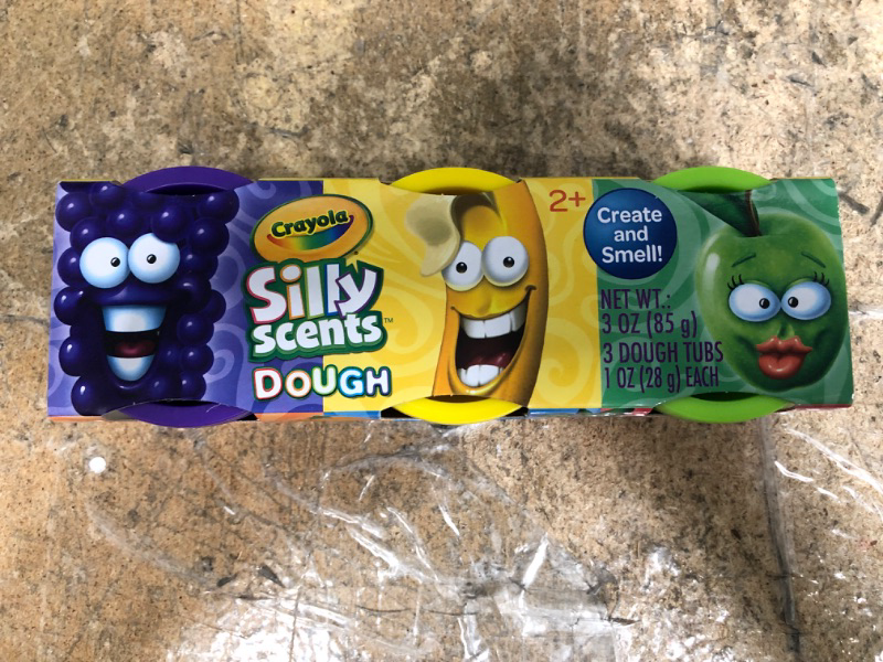 Photo 1 of Crayola Silly Scents Dough Grape, Banana, apple  BRAND NEW 3-Pack
