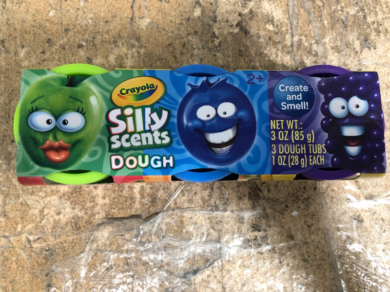 Photo 1 of Crayola Silly Scents Dough Blueberry, Apple, Grape BRAND NEW 3-Pack
