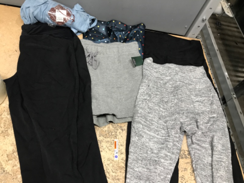 Photo 1 of 6 Items Womens Clothing Bundle- Leggings, Shorts, Shirt