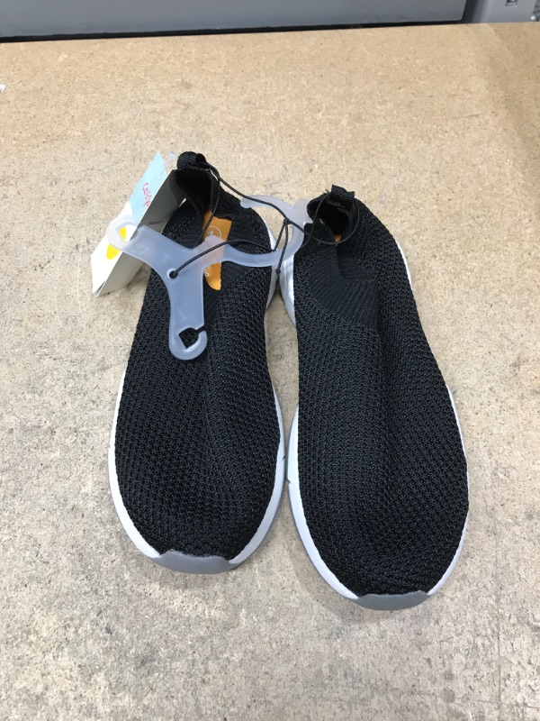 Photo 2 of Boys' Kylo Slip-on Mesh Sneakers - Cat & Jack Black/White 1
