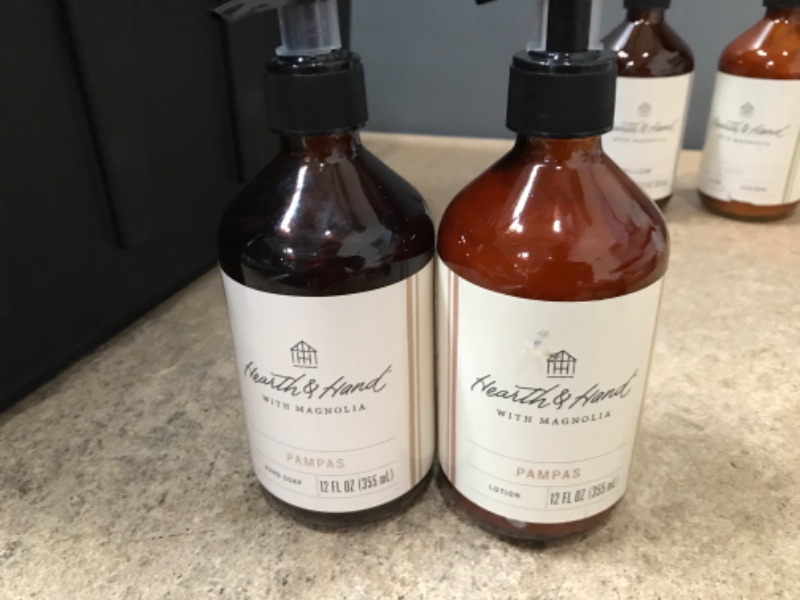 Photo 2 of 12 Fl Oz Pampas Hand Soap - Hearth & Hand™ with Magnolia
12 Fl Oz Pampas Hand Lotion - Hearth & Hand™ with Magnolia
