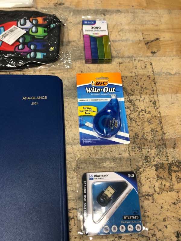 Photo 1 of 10 Pcs Office Supply Bundle