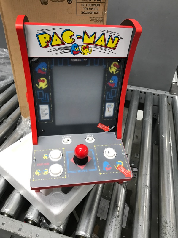 Photo 2 of ARCADE1UP Countercade18 (Pac-Man)