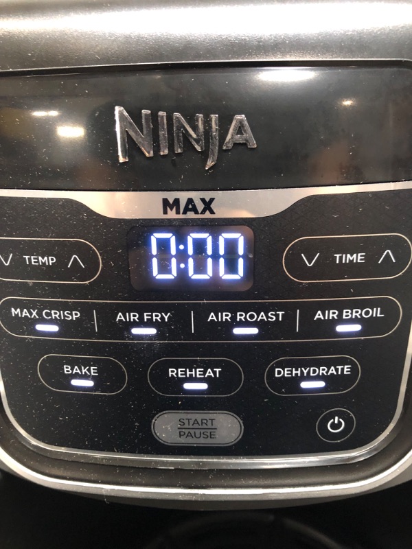 Photo 3 of Ninja 5.5 qt. Grey XL Air Fryer Max (AF161)