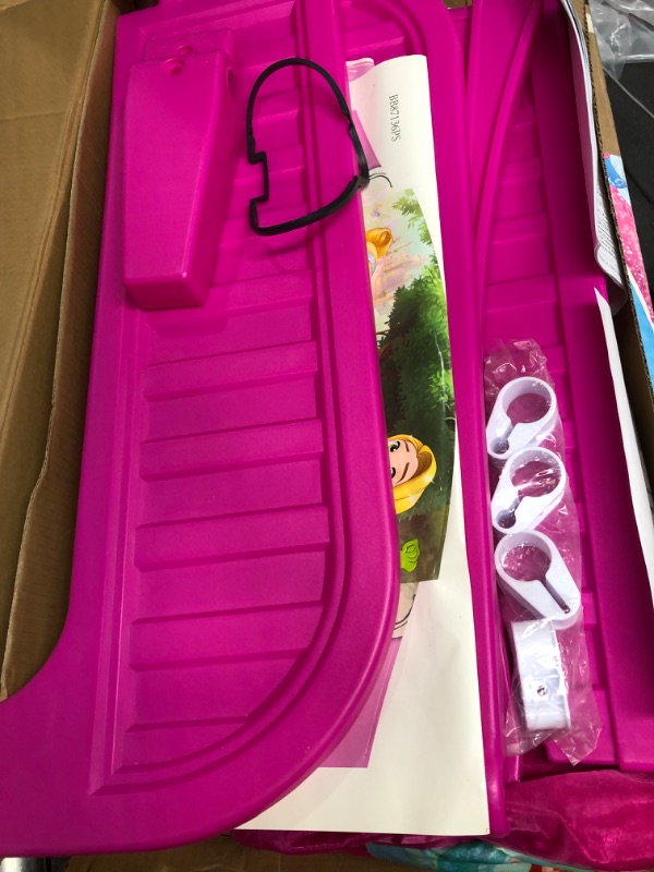 Photo 1 of Delta Children Disney Princess Plastic Toddler Canopy Bed, Pink.