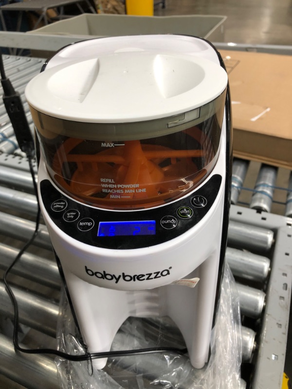 Photo 4 of Baby Brezza Formula Pro Advanced Formula Dispenser Machine (20969)
