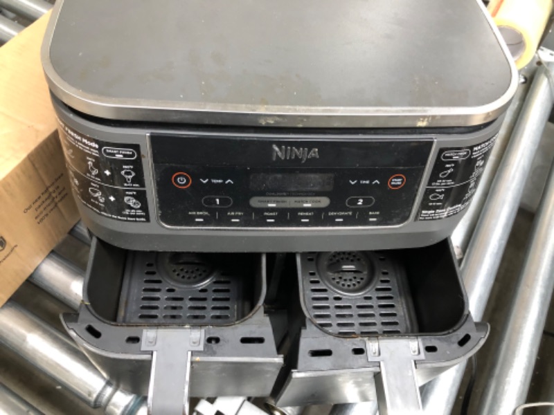 Photo 3 of *UNFUNCTIONAL*- Ninja DZ401 Foodi 10 Quart 6-in-1 DualZone XL 2-Basket Air Fryer with 2 Independent Frying Baskets