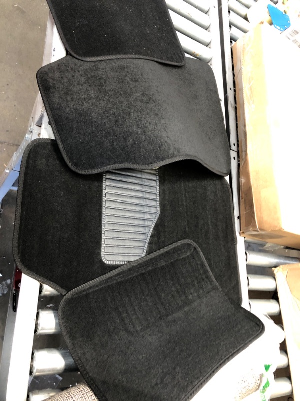 Photo 1 of 4 piece car floormats 