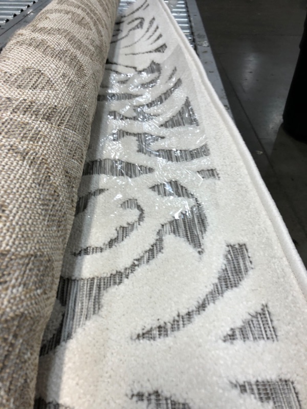 Photo 1 of 5'2"x7'6" Lady Bird Area Rug Gray - My Texas House