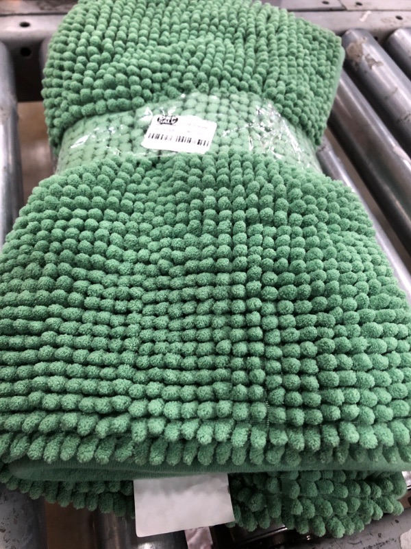 Photo 1 of 20"x58" Green everyday Towel 