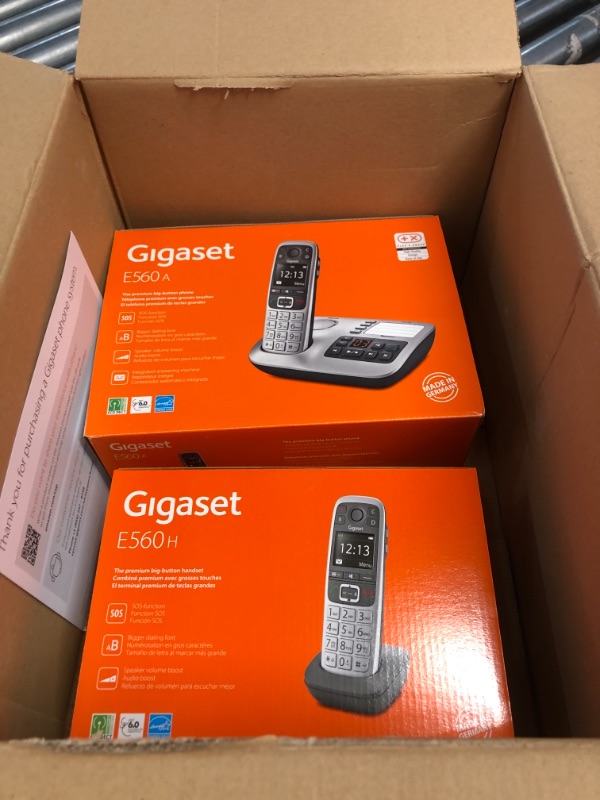 Photo 2 of Gigaset E560A Duo – Two Cordless Phones, Made in Germany - SOS-Function, Answering Machine, 2 Handsets, Extra Large Keys and Loud Volume (Platinum, Pack of 2) E560A DUO Senior Phone - pack of 2