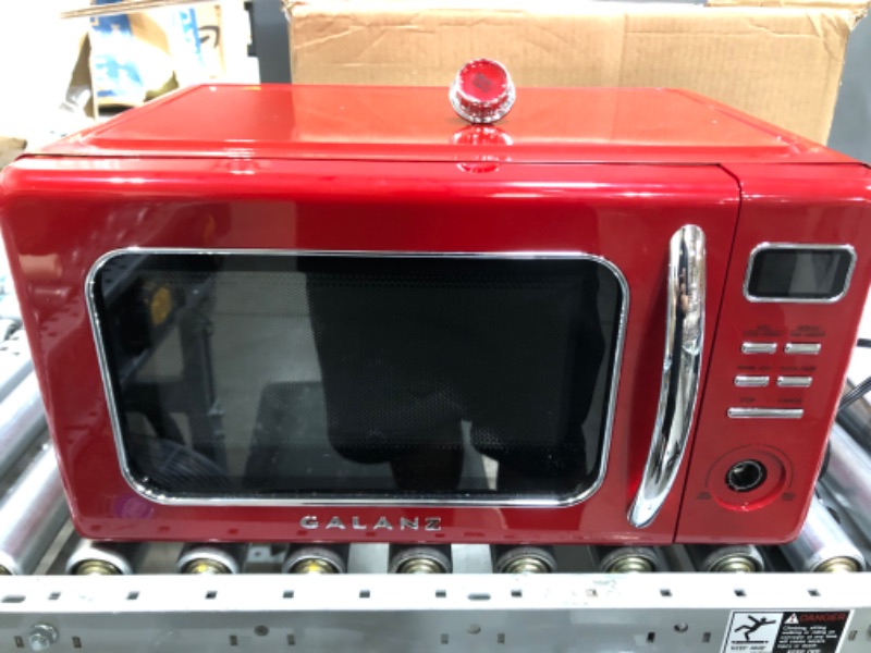 Photo 3 of 1.1 cu. ft. Retro Countertop Microwave in Red