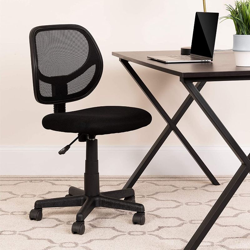 Photo 1 of (Incomplete - Parts Only) Flash Furniture Low Back Black Mesh Swivel Task Office Chair with Curved Square Back
